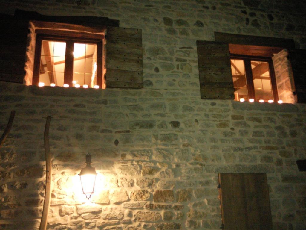 Villa Le Grangeon 01 Ambérieu-en-Bugey Zimmer foto